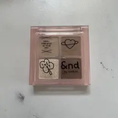 アンドバイロムアンドXイナピスクエア メロウアイパレット