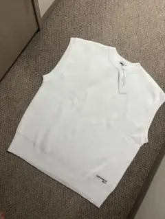 新品未使用正規品！ナノユニバースゴルフベスト
