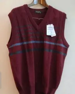 ニットベスト　　ボルドーカラー