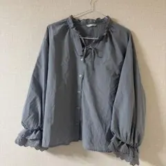 ehka sopo ブルー フリル付き長袖シャツのサムネイル