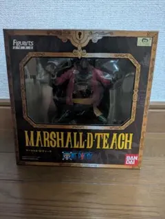 ワンピース　フィギュアーツ　ティーチ　黒ひげ　フィギュア　Figuarts