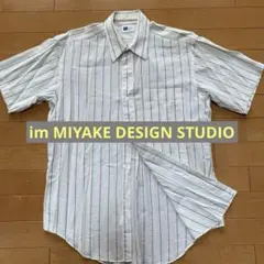 Item thumbnail for item 93065209-0964-47d7-989f-c8b559fae5b3