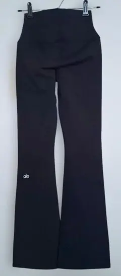 正規品 新品 aloyoga ハイウエストフレアレギンス XXS pilates - メルカリ