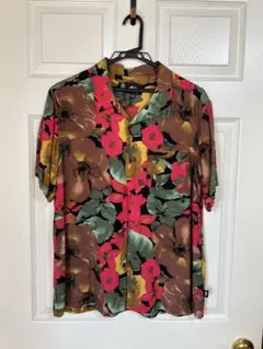 Stussy アロハシャツ 花柄 半袖 Mサイズのサムネイル