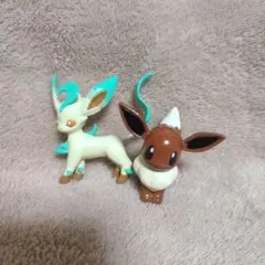 ポケモン モンコレ イーブイ ブラッキー リーフィア グレイシア