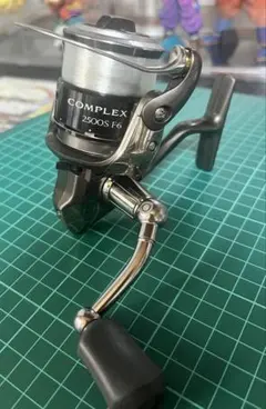 SHIMANO COMPLEX BB 2500HGS F6 スピニングリール SHIMANO COMPLEX BB 2500HGS F6 スピニングリール - メルカリ