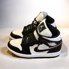 Nike Air Jordan 1 mid 白黒 スニーカー 箱付き