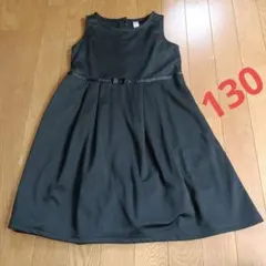 キッズ130　女の子　黒ワンピースのサムネイル