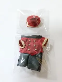 シルバニアファミリー　 シナモンウサギのお兄さんの服（ベルパーソンの制服）