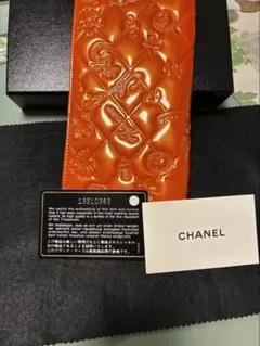 CHANEL アイコンライン エナメル 長財布 オレンジのサムネイル