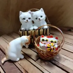 猫 籠入り子猫 ミニチュア 陶器 置物 3点セット