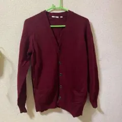 ユニクロ カーディガン　ボルドー