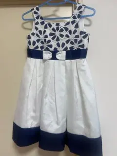 Item thumbnail for item 59d91d11-c3d5-4c4f-a728-ca5ae32f35e1