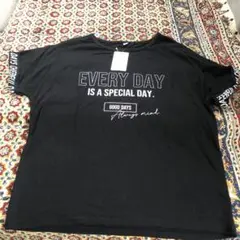 新品タグ付き黒半袖Tシャツ 150