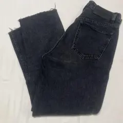 【ZARA】ザラ ボタンフライ ハイウエスト ブラックデニム カットオフ 36