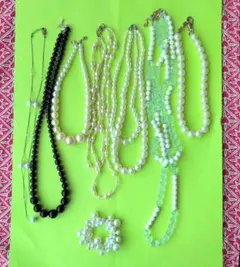 Item thumbnail for item 6f6ad6ec-7bb7-47d4-81d2-f6567ad8aa66