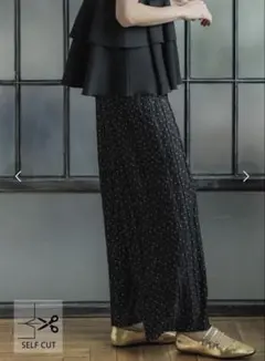 美品　coca ウェーブプリーツパンツ