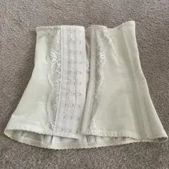 お値下げしましたSQRE　ブライダルインナー　2点セット　ブラジャー　ニッパー