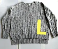 ケーブルニット