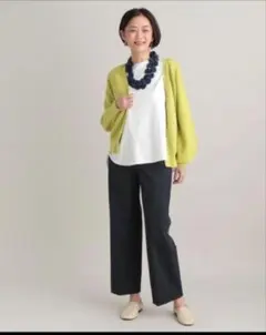 ベージュ カジュアルパンツ