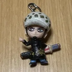 ワンピース USJ トラファルガー・ロー チャーム キーホルダー - メルカリ