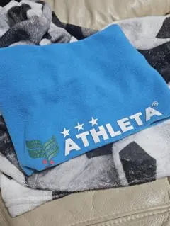 ATHLETA ネックウォーマー ブルーのサムネイル