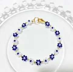 お花モチーフ(ブルー×クリア)　ビーズブレスレット