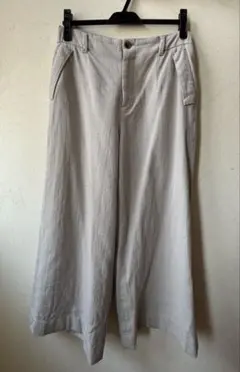 human woman ライトベージュ ワイドパンツ
