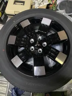 26年9月新車外し三菱デリカD5 Pグレード純正18inタイヤホイール4本
