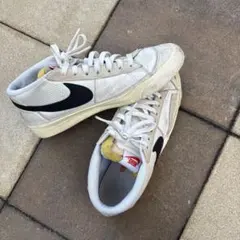 Nike ハイカットスニーカー ホワイト/ブラック