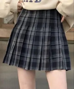 SHEIN 制服スカート　プリーツミニスカート 美品のサムネイル