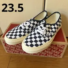 オーセンティック　チェッカーボード