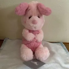 くまのプーさん　ピグレットぬいぐるみ　新品未使用タグ付き商品