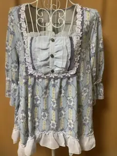 アクシーズファム新品!　フリル付きブルー系チュニック Mサイズ