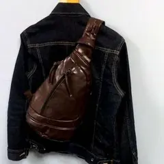 雰囲気抜群 ワンショルダーバッグ ボディバッグ レザー調 ヴィンテージ風