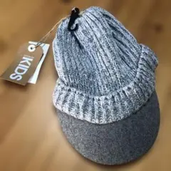 COTTON ON KIDS グレー ニット帽 つば付き