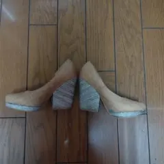 ウェッジソールパンプス