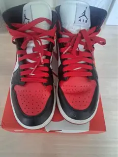 Air Jordan ハイカットスニーカー 赤黒白