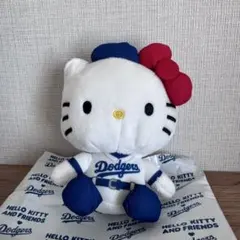 ❣️非売品❣️ドジャース ハローキティ＆フレンズ チャーム シナモロール ❣️非売品❣️ドジャース ハローキティ＆フレンズ チャーム