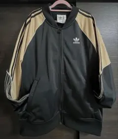 adidas ブラック/ベージュ ジャージ