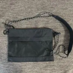 【美品】CORDURA サコッシュ ブラック 旅行ポーチ 旅行グッズのサムネイル
