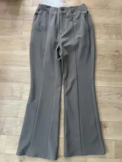 GU ブラウン フレアパンツ S