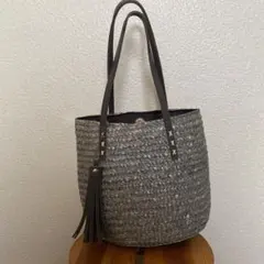 SHOO LA RUE かごバッグ フリンジチャーム付き