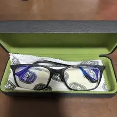 Item thumbnail for item cccb4483-f961-42b8-8ec8-7d90eda7dd1c