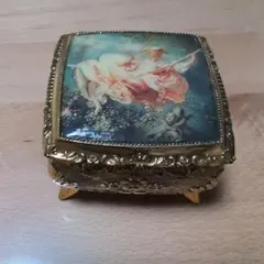 Item thumbnail for item a5034ea8-f5f3-4d19-a16f-3ac27fd7c69e