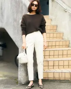 ホワイト カジュアルパンツ