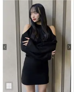 GRL ショルダーオープントップスxミニスカートニットセットアップ
