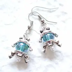 アクアオーラクォーツ「かえる」ピアス