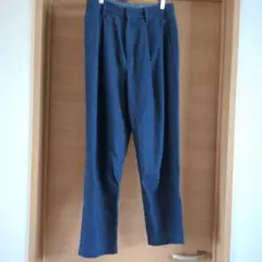 ユニクロ　カジュアルパンツ