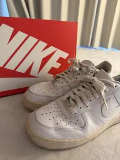 NIKE AIR FORCE 1 ホワイト [値下げ交渉⭕️]